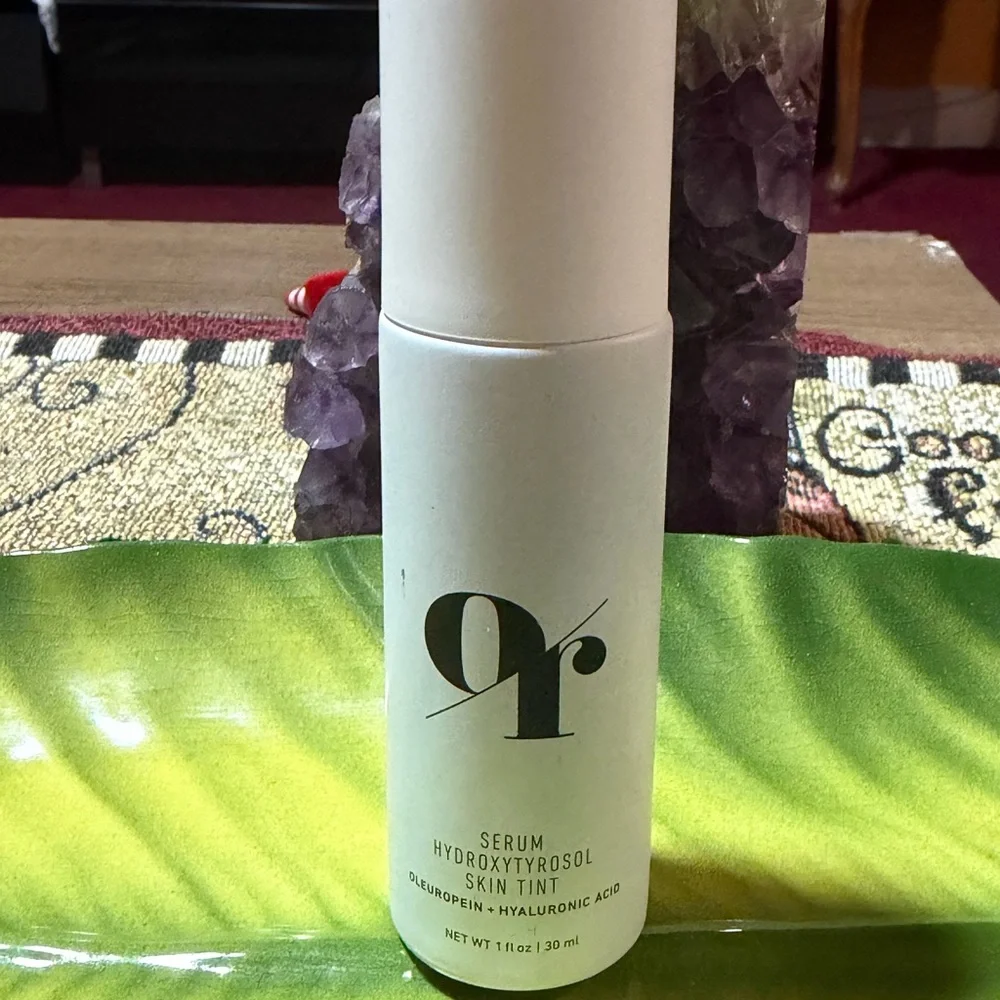 Olive and Rose SERUM HYDROXYTYROSOL SKIN TINT